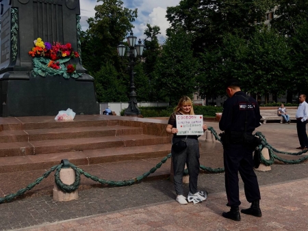 Маргарита Васева вышла на пикет в Москве