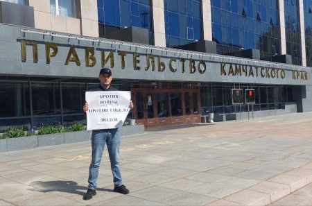 Угрозы антивоенному активисту Фариду Асланову