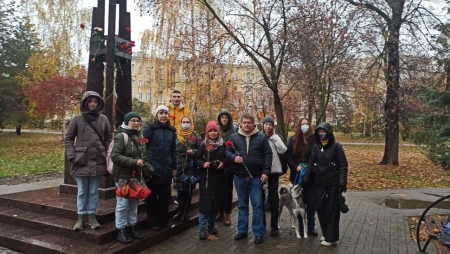 Руслан Зинатуллин вместе с активистами провели акцию памяти