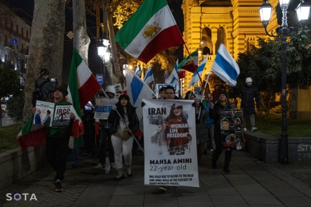 Митинг иранцев и россиян против тоталитаризма. Тбилиси.