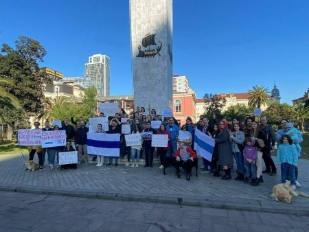 Митинги в Грузии свободных россиян
