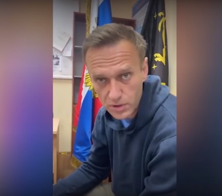 Политзаключенный Алексей Навальный