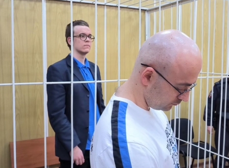 Суд оставил Максима Лыпканя под стражей