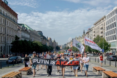 Шествие «Путин – убийца». Прага.